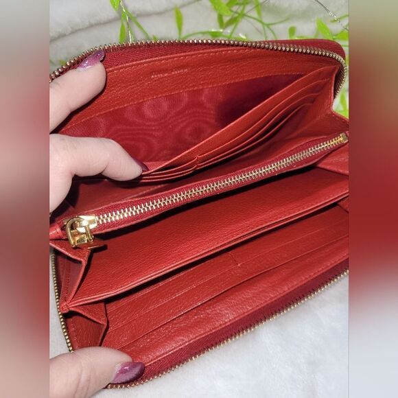 Miu Miu Long Full Zip Around Leather Wallet Authentic - Picture 14 of 17